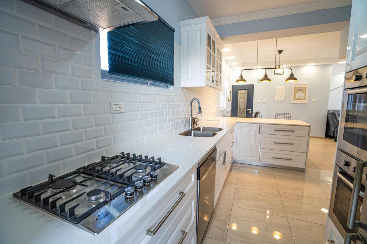 Appartement Windows On Netanya Luxury Penthouse Downtown Extérieur photo